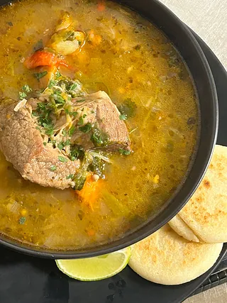 `Punt Criollo olla